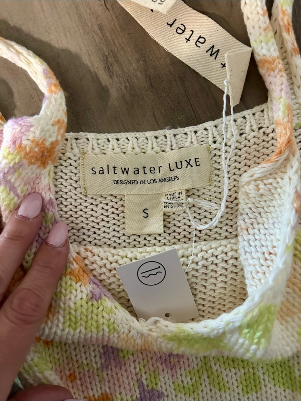Saltwater Luxe Pris Sweater Tank Tie Shoulder Knit Floral Multi Color Size S NWT - Picture 4 of 5